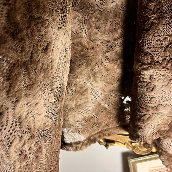 Cardigan  in lace, nice ombré color . - Picture 7 of 8